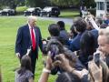 WASHINGTON (United States), 11/09/2025.- US President Donald Trump speaks to reporters about the murder of Turning Point founder Charlie Kirk as he leaves the White House for New York City in Washington, DC, USA, 11 September 2025. Trump said law enforcement was making big progress towards finding the killer. (Nueva York) EFE/EPA/JIM LO SCALZO