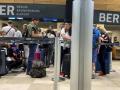 Colas en el aeropuerto de Berlín, este sábado