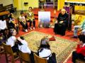 El padre Gonzalo, en uno de sus oratorios