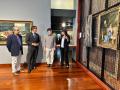 El diputado de Cultura inaugura esta nueva propuesta junto al director del Museo de Bellas Artes de Alicante, el artista y la comisaria