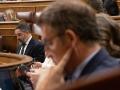 Santiago Abascal y Alberto Núñez Feijóo, en un pleno del Congreso