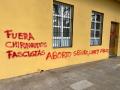 Vandalizan la Oficina Municipal de Ayuda a la Maternidad de Sevilla: «Fuera chiringuitos fascistas»