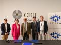 Imagen de grupo en la firma del convenio entre el CEU y la IVEFA