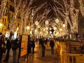 Luces de Navidad en el paseo del Born, en Palma