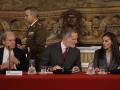 Los Reyes presiden la reunión del Patronato de la Fundación Princesa de Gerona en el Palacio Real
