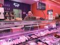 Javier, de Carnicería Álvaro Ginés, en el Mercado de Argüelles (Madrid)