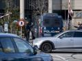 Efectivos de la Guardia Civil y de la Policía Nacional durante un registro por parte de la Guardia Civil de la sede de la aerolínea Plus Ultra, a 11 de diciembre de 2025, en Madrid (España)