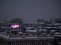 Un edificio que muestra una temperatura de -19 grados Celsius, en Kiev