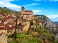 Saint-Cirq-Lapopie cerca de Cahors, uno de los más bellos pueblos de Francia