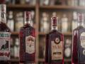 Evolución de la botella del licor de guindas Miura