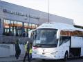 (Foto de ARCHIVO) Imagen de autobuses en la estación de Villanueva de Córdoba-Los Pedroches desde donde Renfe tiene previsto el trasbordo de pasajeros por carretera hasta Córdoba. A 19 de enero de 2026, en Villanueva de Córdoba (Andalucía, España). Renfe activará a partir de este martes, 20 de enero, un Plan Alternativo de Transporte para garantizar la movilidad de las personas afectadas por el accidente de Adamuz (Córdoba), que se extenderá mientras permanezca interrumpida la circulación de la línea de alta velocidad entre Madrid y Andalucía.

Joaquín Corchero / Europa Press
20/1/2026