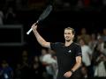 (Foto de ARCHIVO)
21 January 2026, Australia, Melbourne: Alexander Zverev of Germany celebrates match point during the Men's 2nd round match against Alexandre Muller of France on day 4 of the 2026 Australian Open tennis tournament at Melbourne Park in Melbourne. Photo: James Ross/AAP/dpa

21/1/2026 ONLY FOR USE IN SPAIN