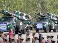 Misiles 'Nazeat' iraníes durante un desfile militar en Teherán.