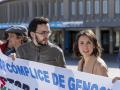 La secretaria política y eurodiputada de Podemos, Irene Montero, y el candidato de Podemos-Alianza Verde a la Presidencia de la Junta,  Miguel Ángel Llamas, durante la manifestación del viernes en Segovia