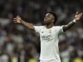 Vinicius Junior celebra uno de los goles marcados en el derbi ante el Atlético de Madrid