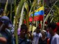 Miembros de los Palmeros de Chacao en Caracas, Venezuela, durante el Domingo de Ramos