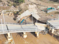 Imagen del puente colapsado sobre el río Magro en Carlet.