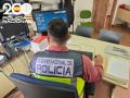 Agente de la Policía Nacional

REMITIDA / HANDOUT por POLICÍA NACIONAL
Fotografía remitida a medios de comunicación exclusivamente para ilustrar la noticia a la que hace referencia la imagen, y citando la procedencia de la imagen en la firma
30/4/2026