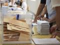 Una mesa electoral comienza a contabilizar los votos en Sevilla (archivo)