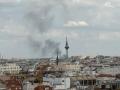El incendio ha provocado una gran columna de humo visible desde varios kilómetros a la redonda