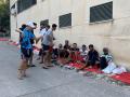 Inmigrantes acampados a las puertas del CETI de Ceuta