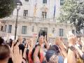 Los antiturismo se han manifestado frente a la Delegación del Gobierno en Palma.