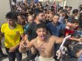 CEUTA, 30/07/2026.- Vista de la entrada ilegal a nado en Ceuta de migrantes marroquíes y argelinos este jueves. Los centros de acogida de adultos y menores de la ciudad autónoma de Ceuta siguen colapsados tras la llegada irregular de unos 1.500 migrantes en los últimos nueve días, lo que ha llevado a su presidente, Juan Jesús Vivas, a pedir una acción contundente y sin dilación al Estado ante la dimensión de la crisis migratoria.EFE/ Reduan Dris