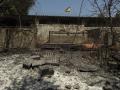 Imagen de una casa quemada en Alfondeguilla por el incendio de la Sierra de Espadán