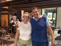Yolanda y Ade, propietarios del Restaurante Apolo, que este viernes decidió abrir sus puertas