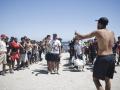 Varias personas en la playa, a 2 de agosto de 2026, en Ceuta (España).
