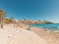 Vista de la playa de Figueretes, en Ibiza, el pasado verano.