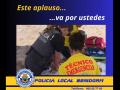 La Policía Local de Benidorm salva la vida a un anciano en la playa