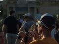 Ambiente en el Puente Romano de Córdoba para ver el eclipse