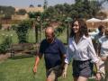 Ayuso destina 1 millón de euros para eliminar arizónicas en viviendas próximas a áreas forestales