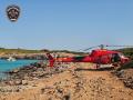 Vista del helicóptero de los Bomberos de Mallorca que ha intervenido en la operación.