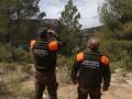 Imagen de archivo de dos agentes de las Brigadas Forestales de la Diputación de Valencia.
