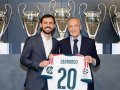 Bernardo Silva, en su presentación como nuevo jugador del Real Madrid junto a Florentino Pérez