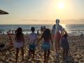 Georgina Rodríguez con sus hijos en la playa