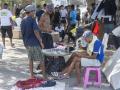 Varios migrantes asentados en la playa del Trampolín, a 31 de agosto de 2026,