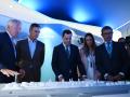 El presidente del Gobierno, Pedro Sánchez (2i), ha presidido este jueves la presentación del proyecto del Valle Andaluz del Hidrógeno Verde, en Palos de la Frontera (Huelva)