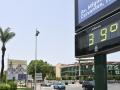 Termómetro callejero marca 39 grados en Murcia