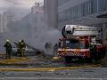 Equipos de emergencias trabajan en Kiev tras un bombardeo ruso