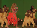 Shakira y los 'Ghetto Kids' en su concierto de Madrid