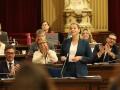 La presidenta del Govern, Marga Prohens, durante una intervención en el Parlament.