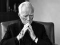 Imagen del venerable Patrick Peyton restaurada con IA