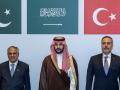 Los ministros de relaciones internacionales de Pakistán, Arabia Saudí y Turquía