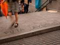Pintada contra Ayuso en la boca de metro de Sol