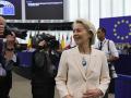 La presidenta de la Comisión Europea, este miércoles, a su llegada al pleno de la Eurocámara en Estrasburgo