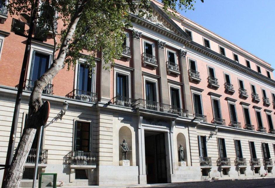 Fachada principal del Palacio de Buenavista, sede del cuartel general del Ejército