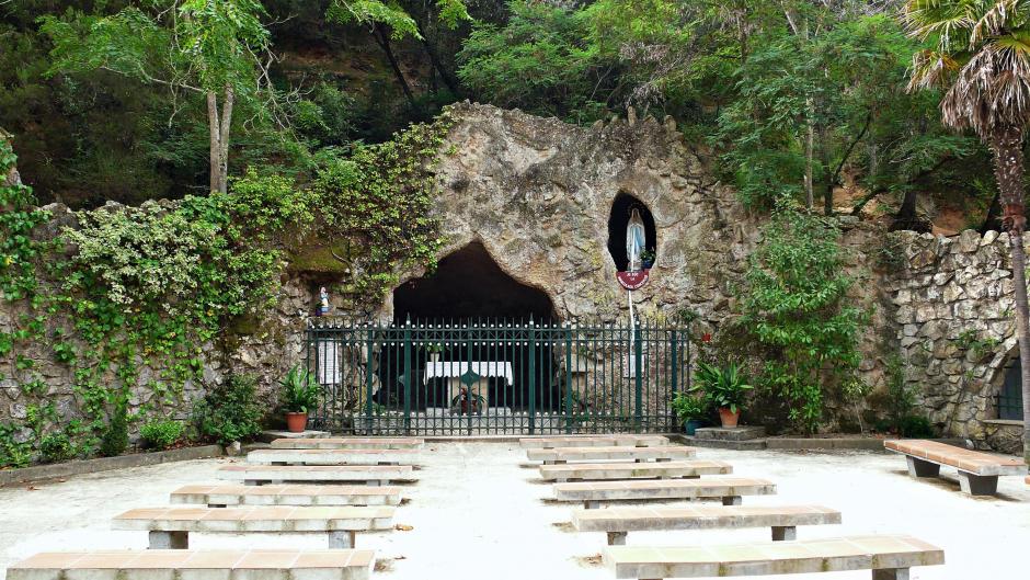 El Santuario de Nuestra Señora de Lourdes recibe durante todo el año a peregrinos y visitantes procedentes de todo el mundo